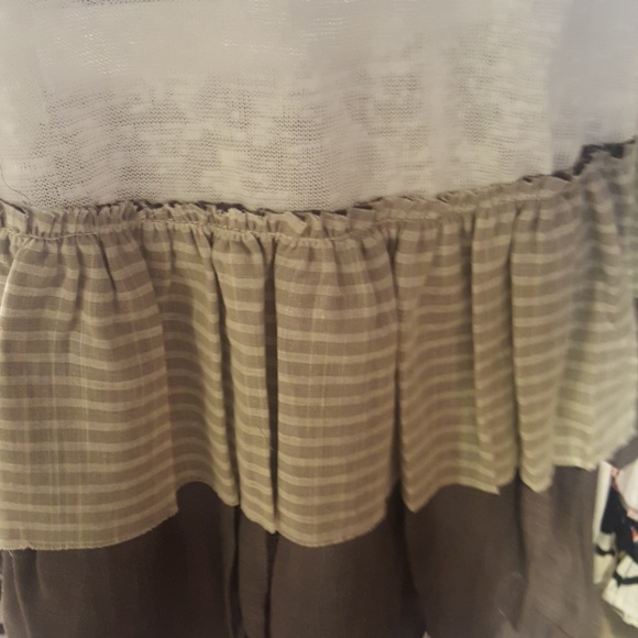 Last 2! Off White Ruffle Tunic S, M - Picture 4 of 4